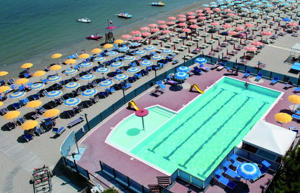 Hotel Asiago Beach Lido Di Savio Esterno foto